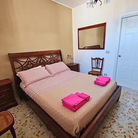 A Casa Vostra-casa Indipendente Con Wifi E Terrazzo,2 Bagni,2 A Due Passi Dal Centro Дом отдыха Каноса-ди-Пулья