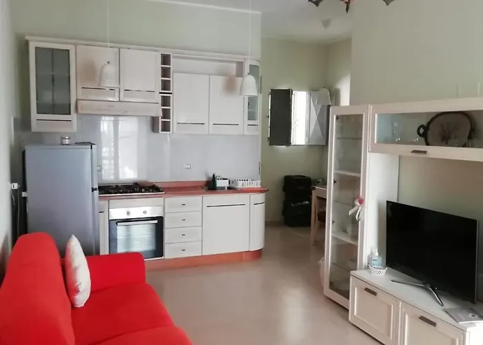 A Casa Vostra-casa Indipendente Con Wifi E Terrazzo,2 Bagni,2 A Due Passi Dal Centro Ferienhaus *
