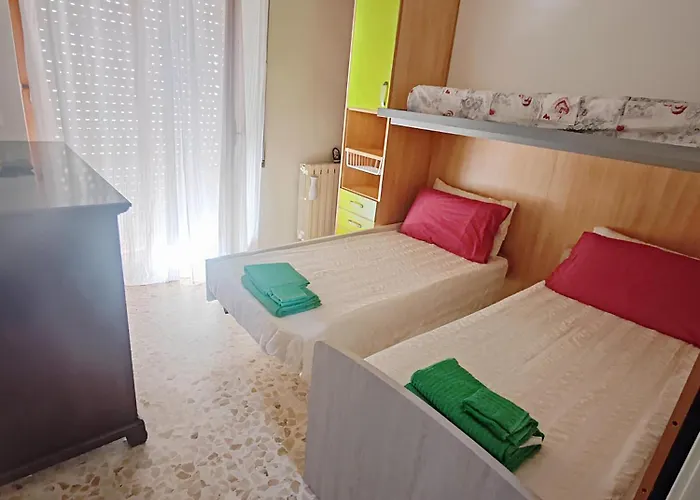Vakantiehuis A Casa Vostra-casa Indipendente Con Wifi E Terrazzo,2 Bagni,2 A Due Passi Dal Centro