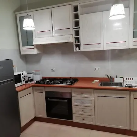 A Casa Vostra-casa Indipendente Con Wifi E Terrazzo,2 Bagni,2 A Due Passi Dal Centro Canosa di Puglia