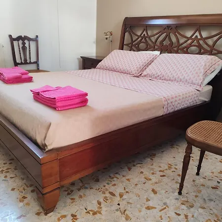 A Casa Vostra-casa Indipendente Con Wifi E Terrazzo,2 Bagni,2 A Due Passi Dal Centro カノーザ・ディ・プーリア