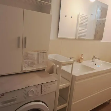 Casa vacanze A Casa Vostra-casa Indipendente Con Wifi E Terrazzo,2 Bagni,2 A Due Passi Dal Centro