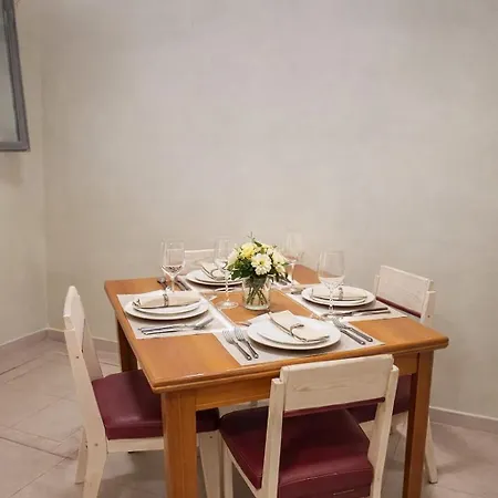 A Casa Vostra-casa Indipendente Con Wifi E Terrazzo,2 Bagni,2 A Due Passi Dal Centro Hébergement de vacances Canosa di Puglia