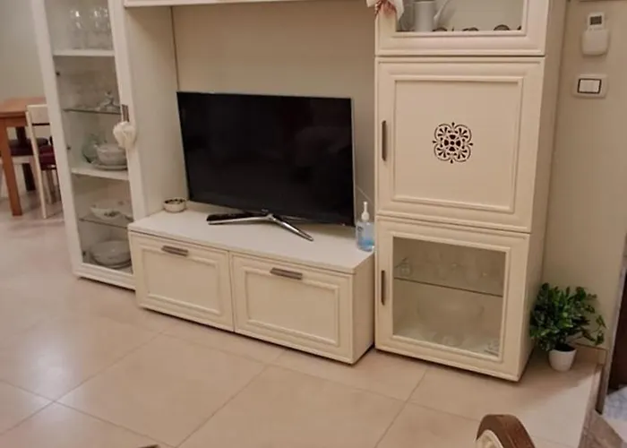 A Casa Vostra-casa Indipendente Con Wifi E Terrazzo,2 Bagni,2 A Due Passi Dal Centro * 卡诺萨-迪普利亚